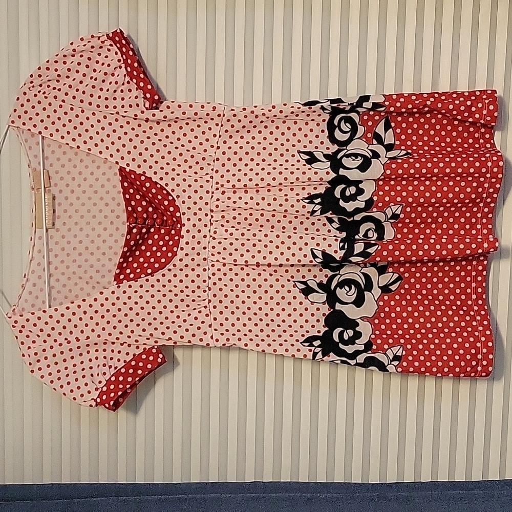 Personal identity baby doll shirt red blue whit sz small
